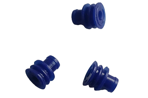 What factors should be considered when designing a blue silicone waterproof plug?